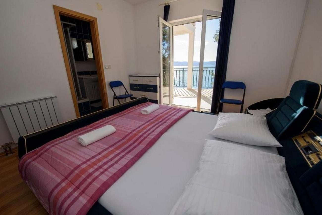 Apartments By The Sea Suhi Potok, Omis - 14555 Jesenice  Habitación foto