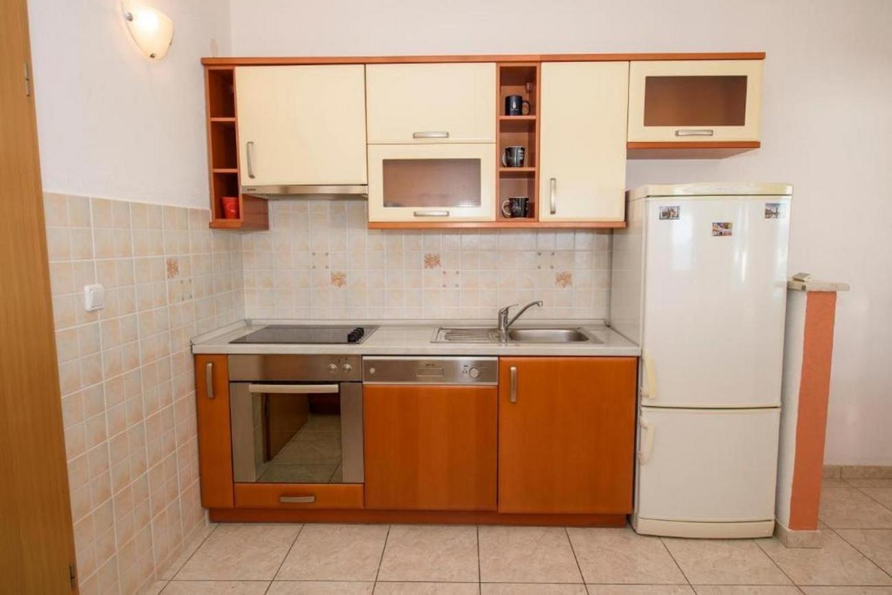 Apartments By The Sea Suhi Potok, Omis - 14555 Jesenice  Exterior foto